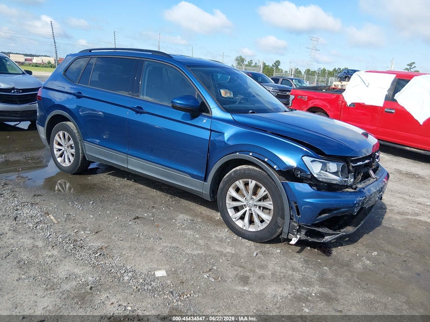 Photo of the 2019 VOLKSWAGEN TIGUAN 2.0T S