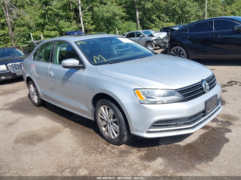 Photo of the 2015 VOLKSWAGEN JETTA 1.8T SE