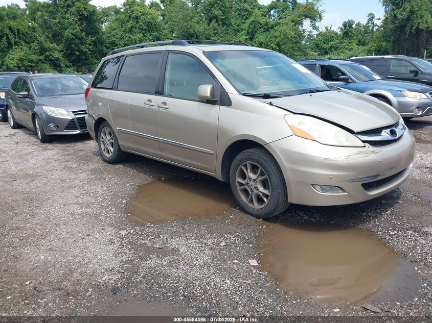 Photo of the 2006 TOYOTA SIENNA XLE LIMITED