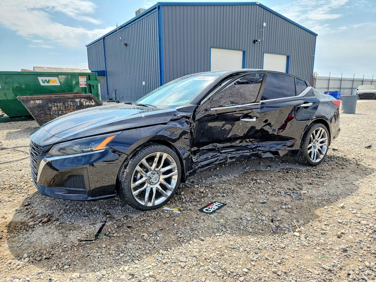 Photo of the 2024 NISSAN ALTIMA SV