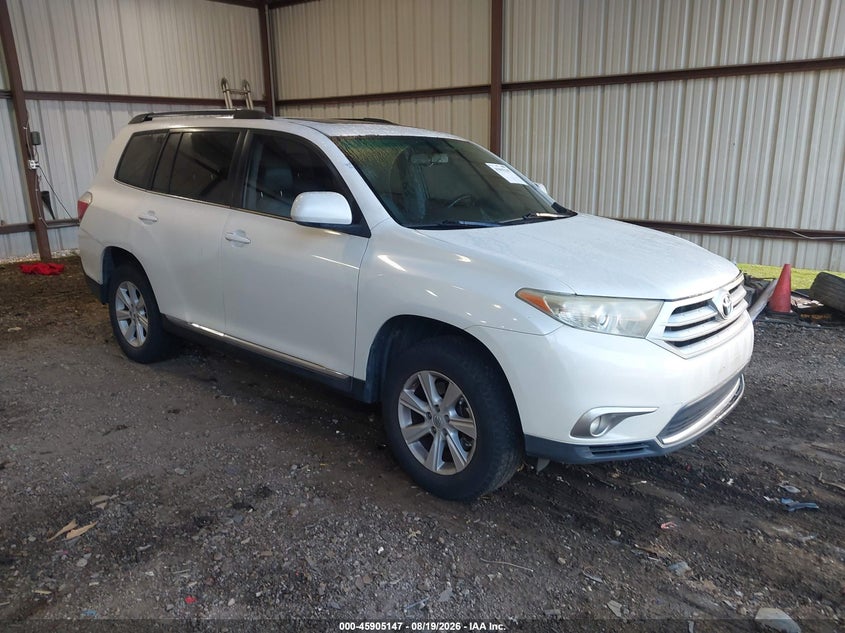 Photo of the 2012 TOYOTA HIGHLANDER SE V6