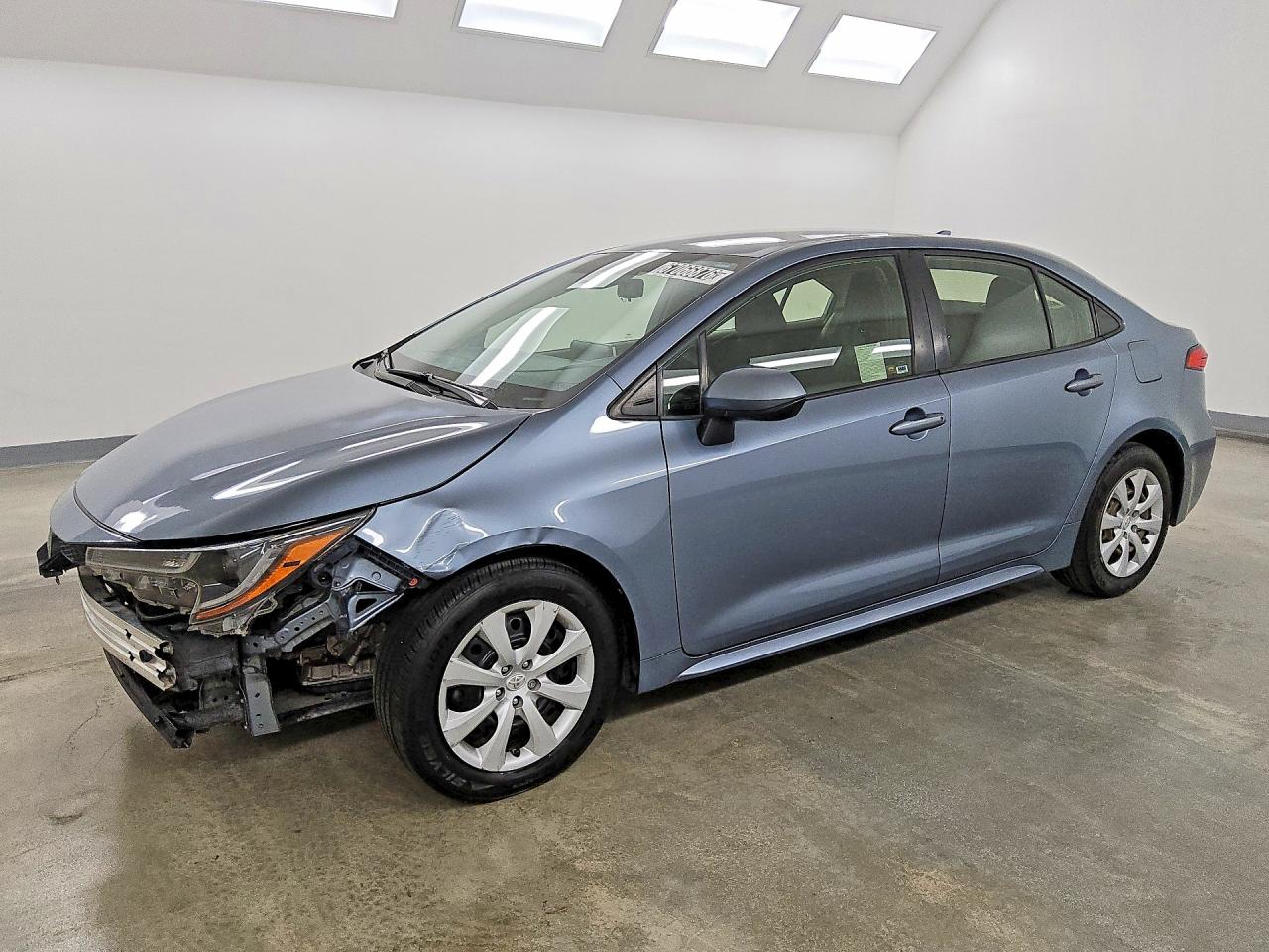 Photo of the 2020 TOYOTA COROLLA LE