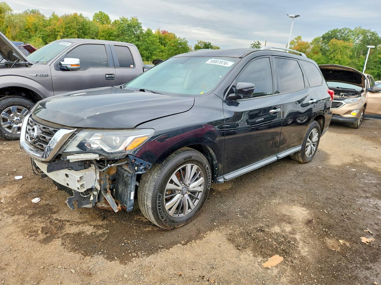 Photo of the 2019 NISSAN PATHFINDER SL