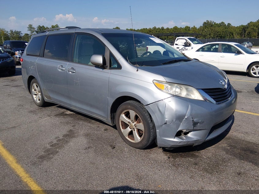 Photo of the 2013 TOYOTA SIENNA LE V6 8 PASSENGER