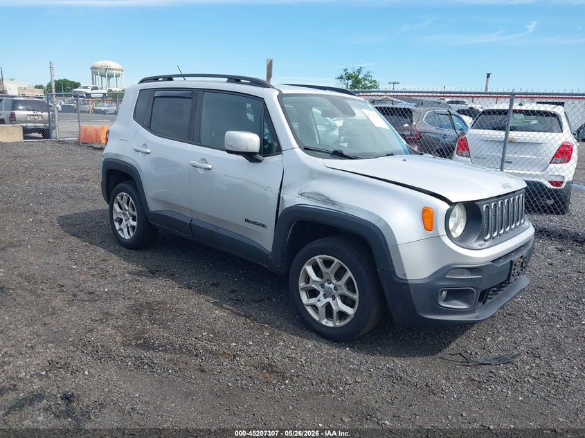 Photo of the 2016 JEEP RENEGADE LATITUDE
