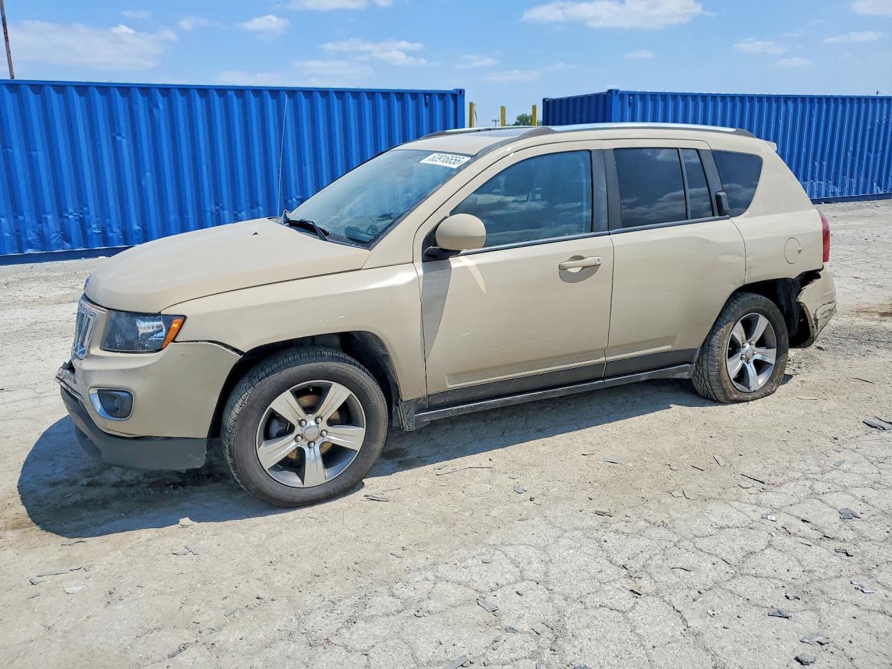 Photo of the 2017 JEEP COMPASS LATITUDE