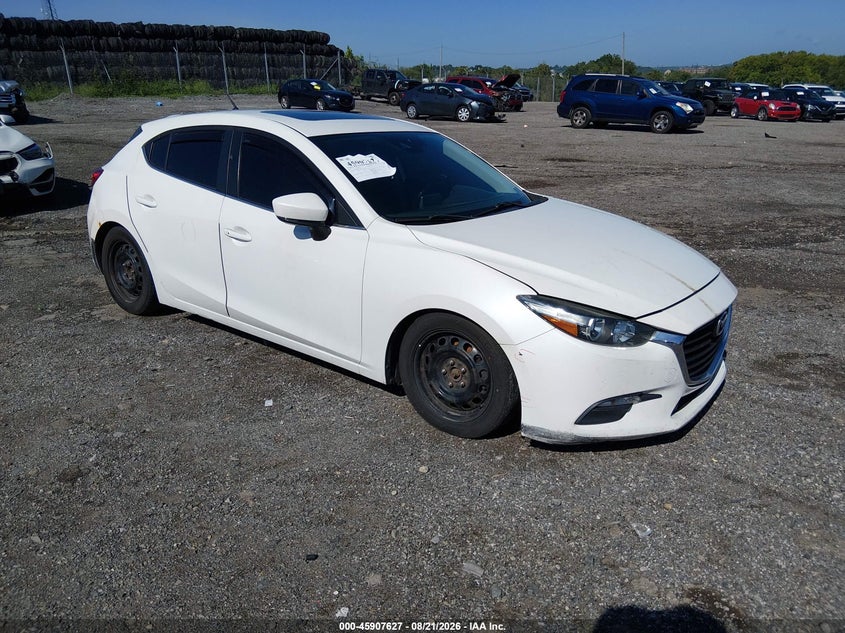 Photo of the 2017 MAZDA MAZDA3 TOURING 2.5