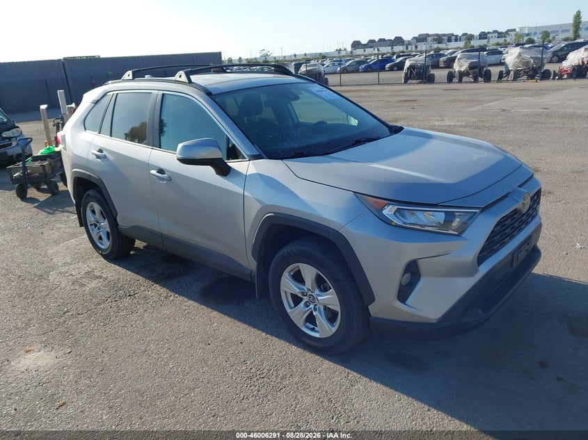 Photo of the 2020 TOYOTA RAV4 XLE