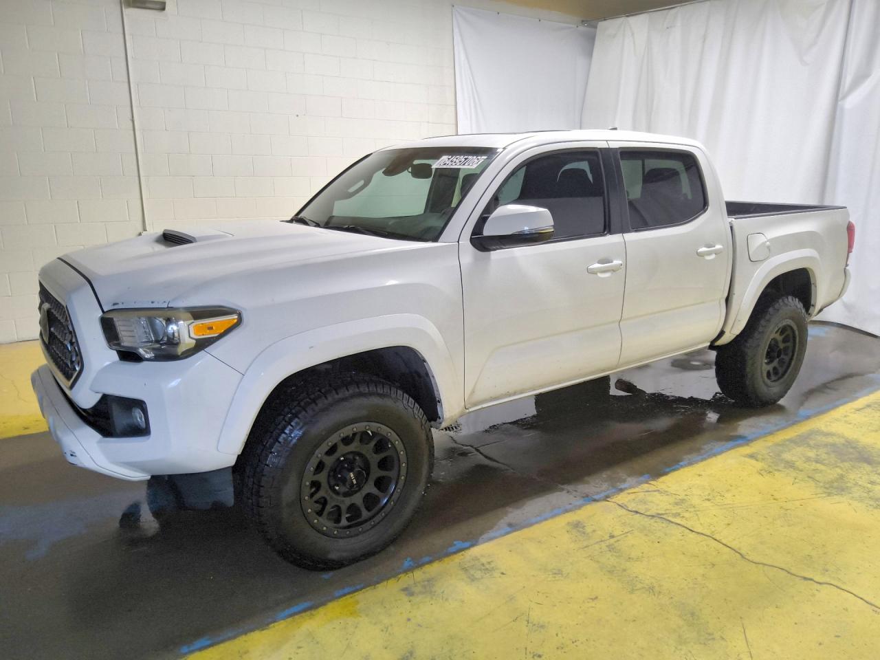 Photo of the 2019 TOYOTA TACOMA TRD SPORT