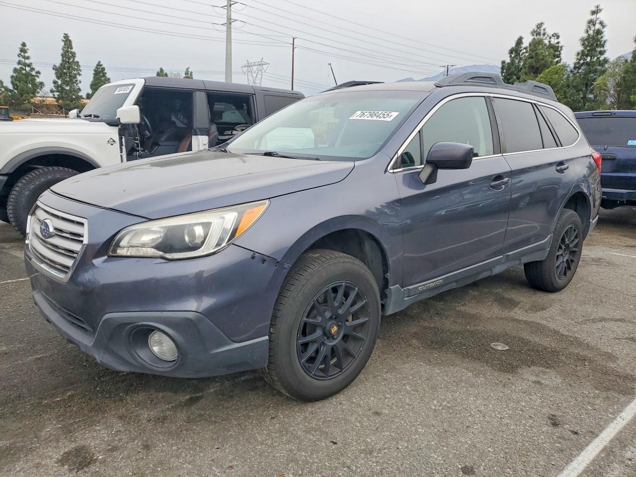 Photo of the 2017 SUBARU OUTBACK 2.5I PREMIUM