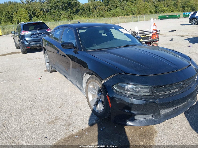 Photo of the 2017 DODGE CHARGER SXT RWD