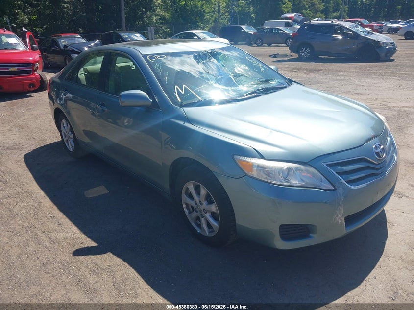 Photo of the 2011 TOYOTA CAMRY LE