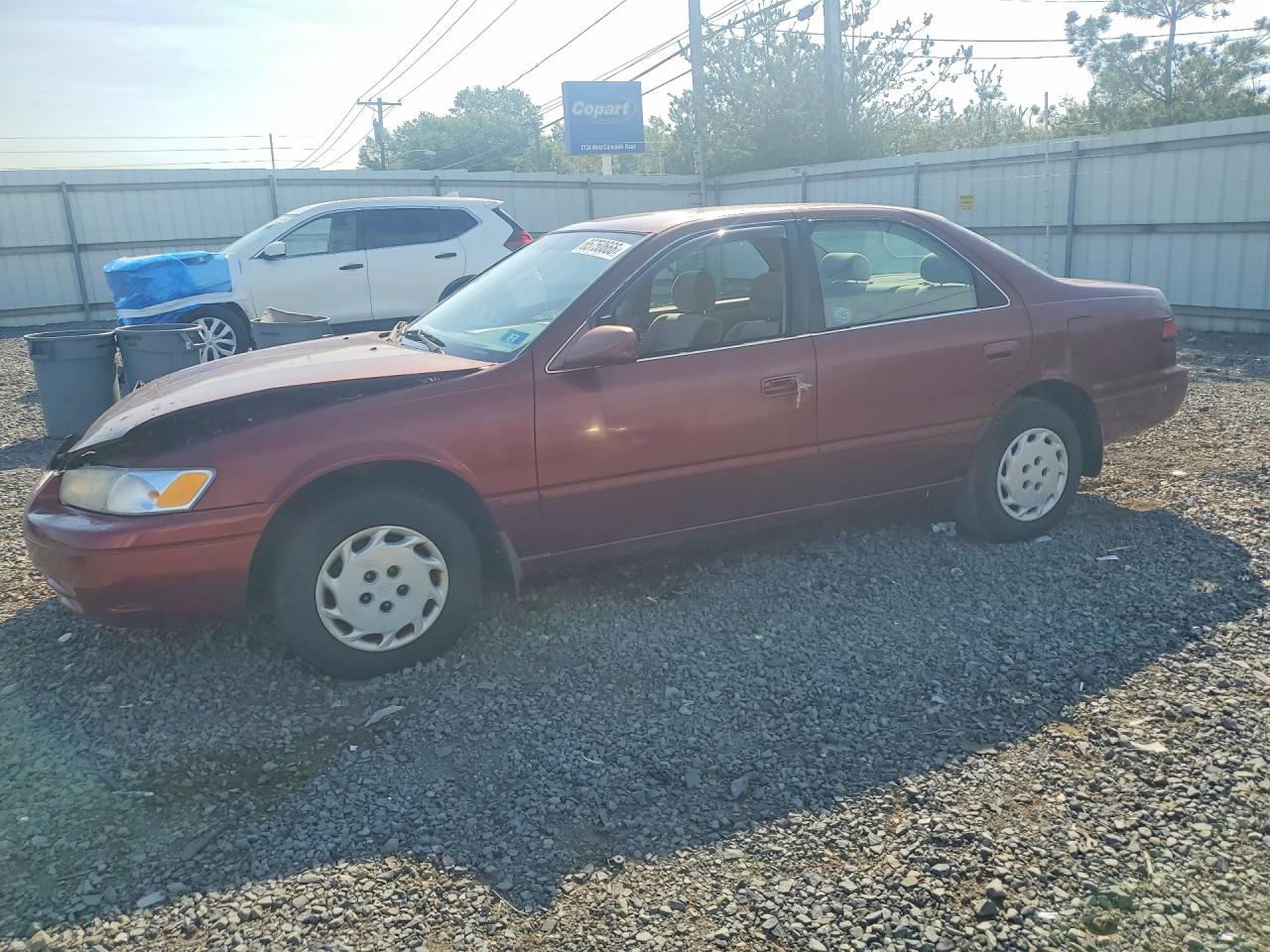 Photo of the 1999 TOYOTA CAMRY LE