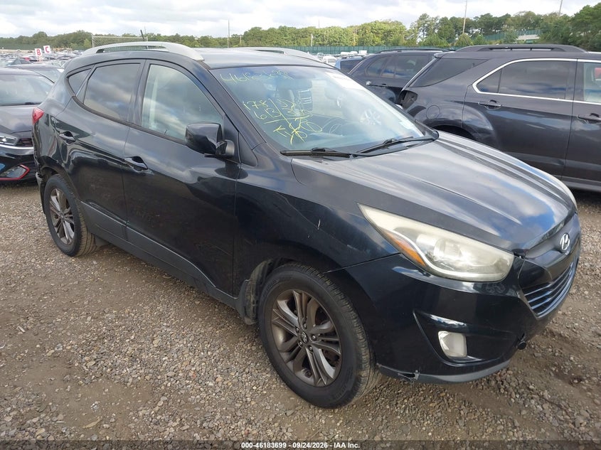 Photo of the 2014 HYUNDAI TUCSON SE