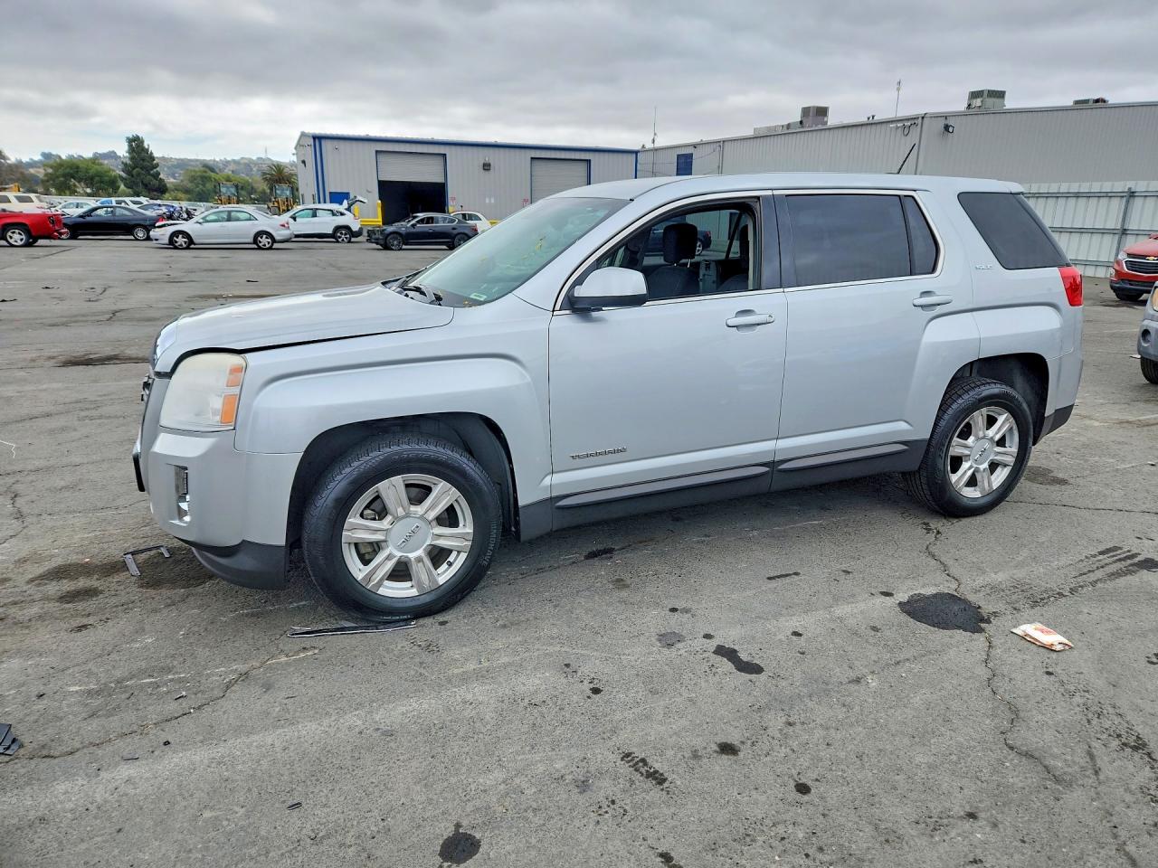 Photo of the 2015 GMC TERRAIN SLE