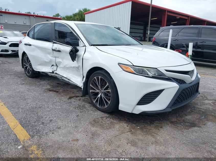 Photo of the 2019 TOYOTA CAMRY SE