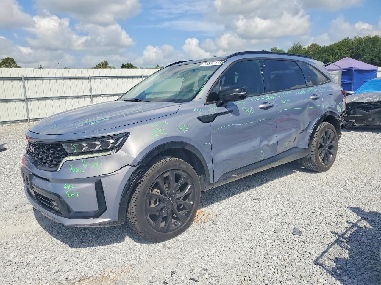 Photo of the 2023 KIA SORENTO SX