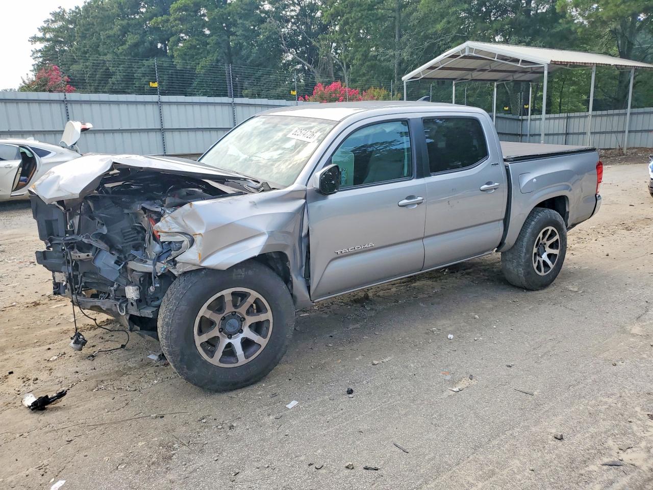 Photo of the 2016 TOYOTA TACOMA SR5 V6