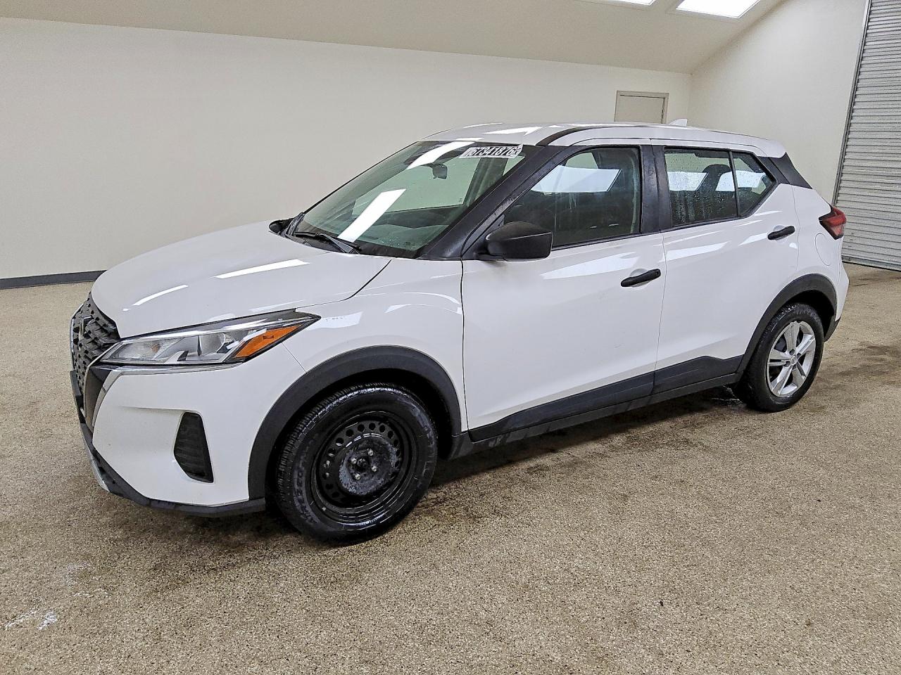 Photo of the 2023 NISSAN KICKS S