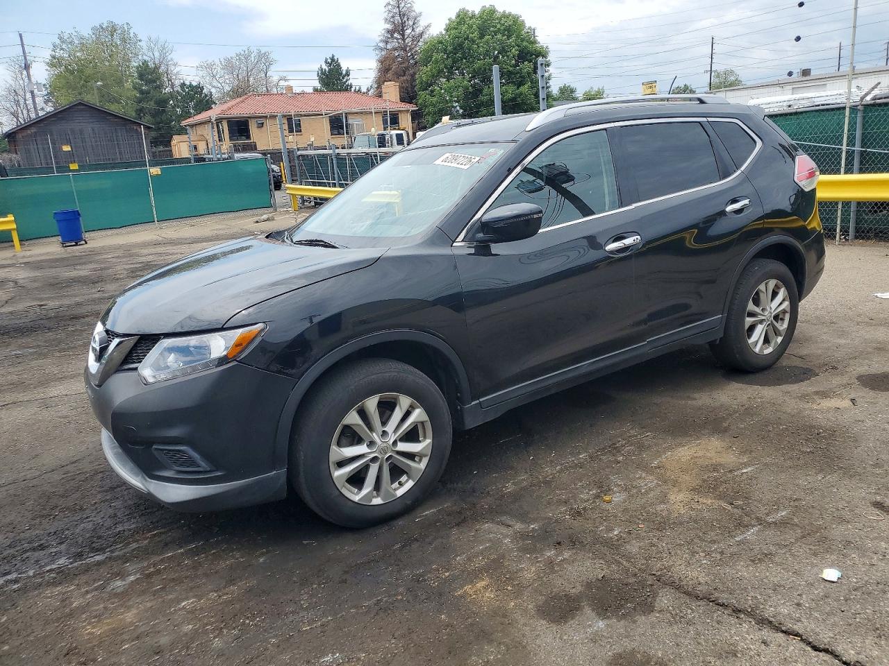 Photo of the 2016 NISSAN ROGUE SV
