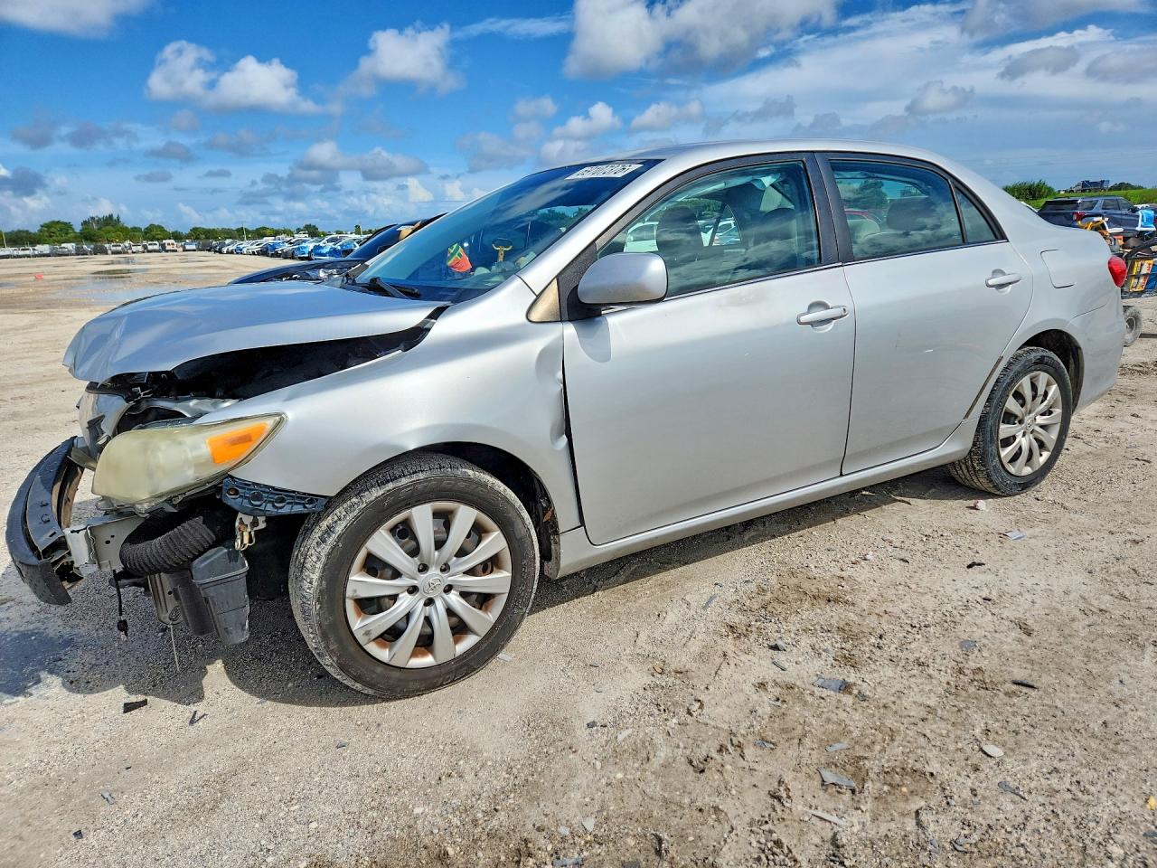 Photo of the 2013 TOYOTA COROLLA LE