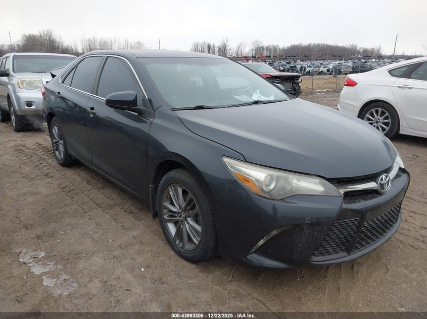 Photo of the 2017 TOYOTA CAMRY SE