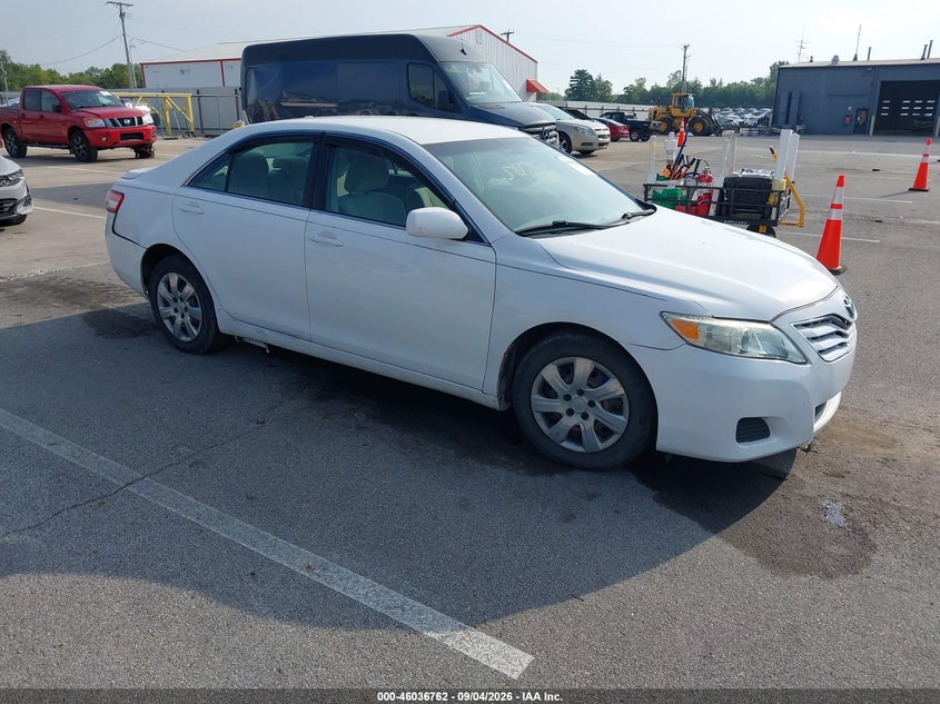 Photo of the 2010 TOYOTA CAMRY LE