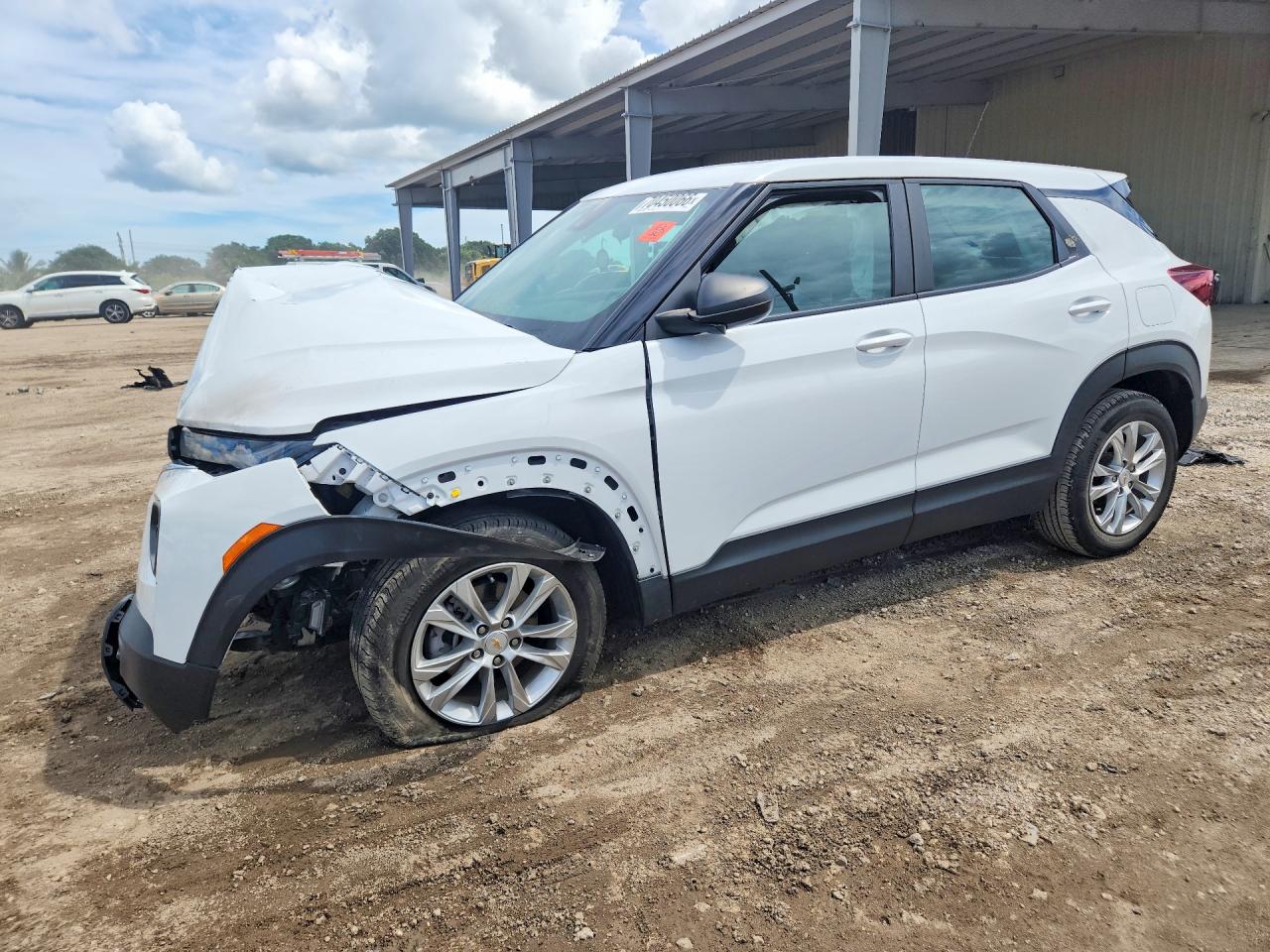 Photo of the 2023 CHEVROLET TRAILBLAZER LS