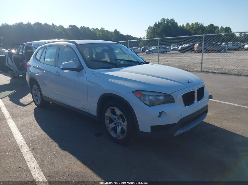 Photo of the 2014 BMW X1 SDRIVE28I