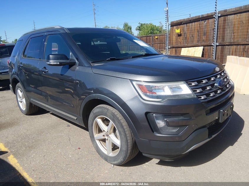 Photo of the 2016 FORD EXPLORER XLT