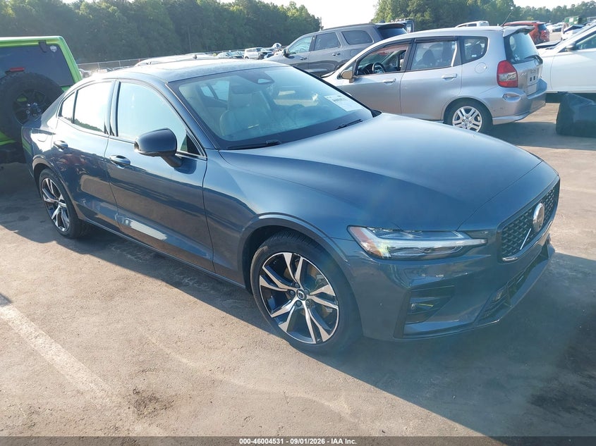 Photo of the 2024 VOLVO S60 B5 PLUS DARK THEME