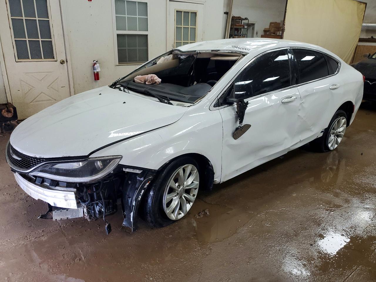 Photo of the 2015 CHRYSLER 200 C