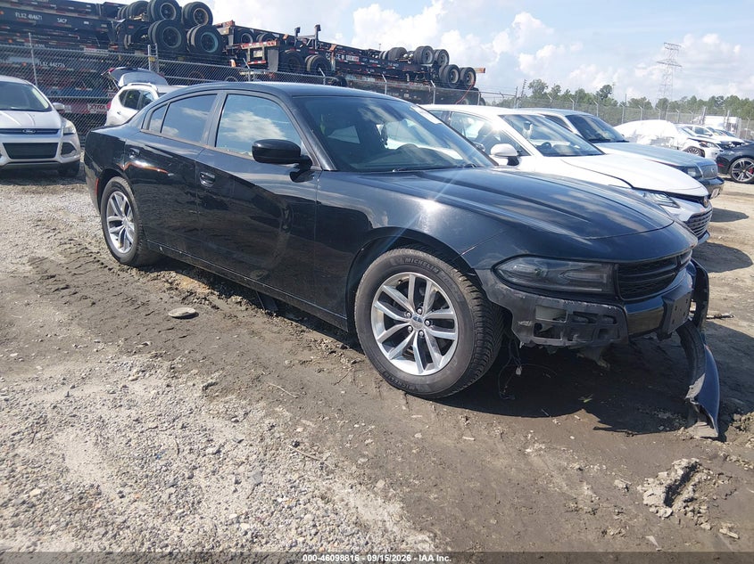 Photo of the 2015 DODGE CHARGER SXT