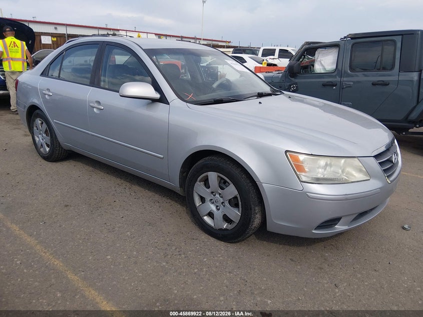 Photo of the 2010 HYUNDAI SONATA GLS