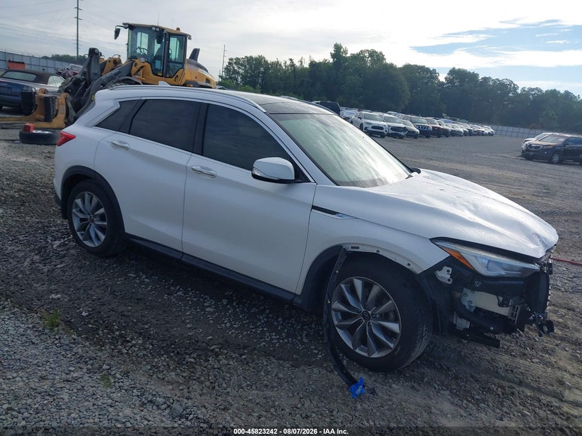 Photo of the 2020 INFINITI QX50 LUXE