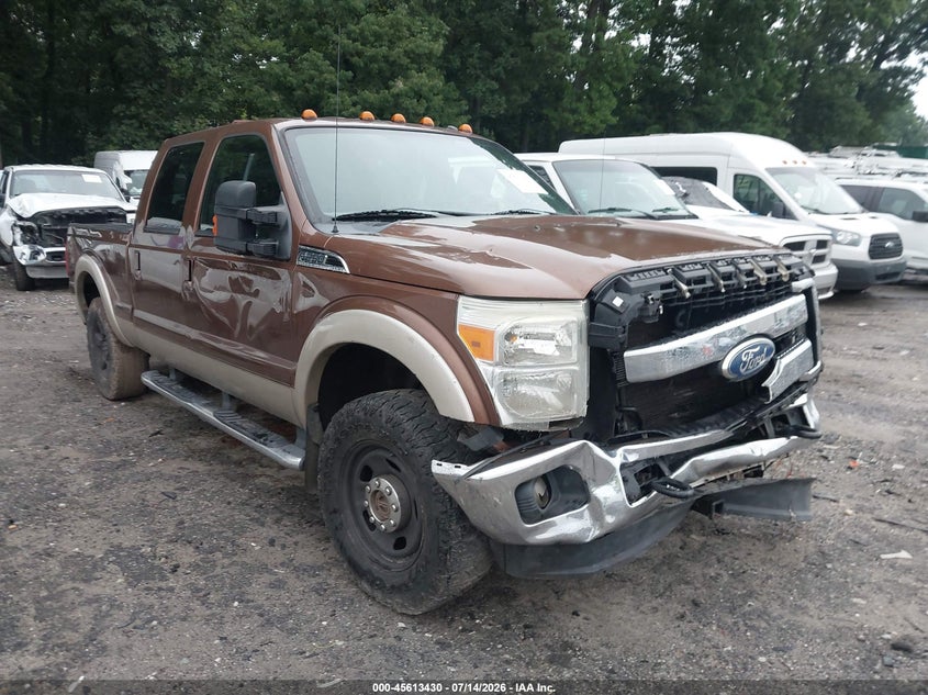 Photo of the 2011 FORD SUPER DUTY F-250 SRW LARIAT