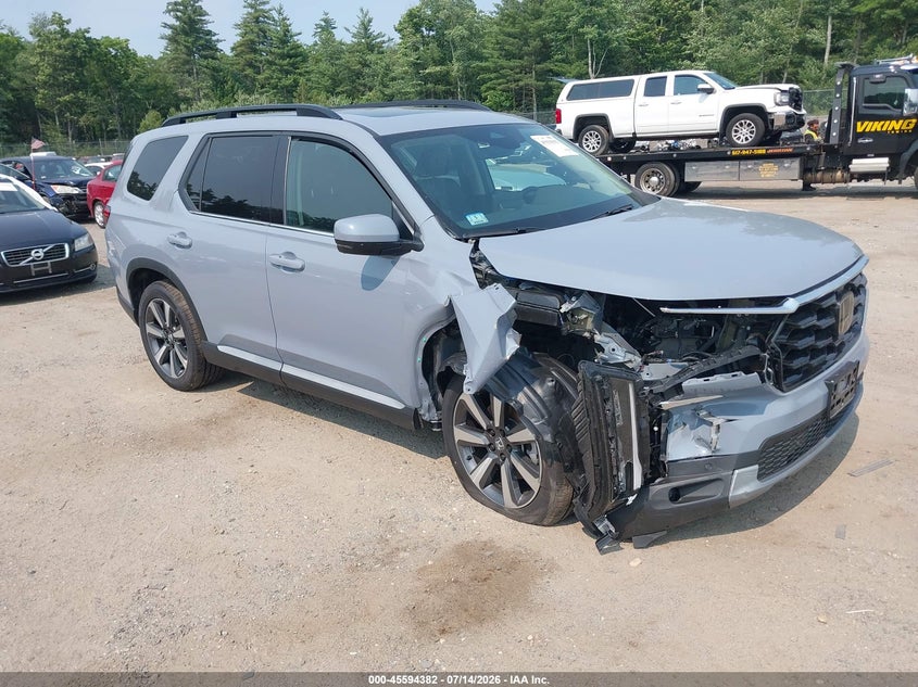 Photo of the 2025 HONDA PILOT TOURING