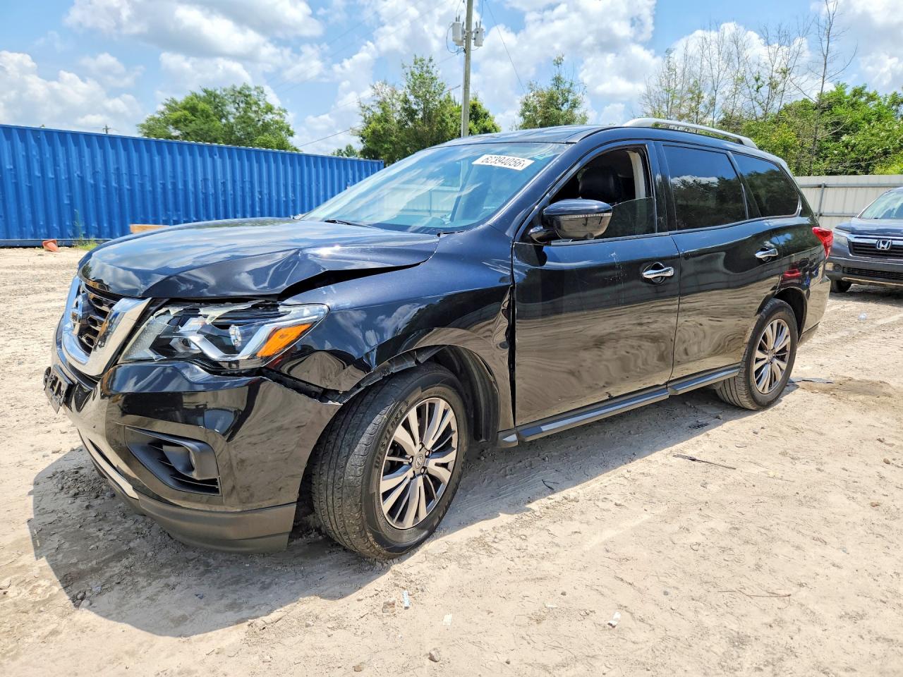 Photo of the 2020 NISSAN PATHFINDER SL