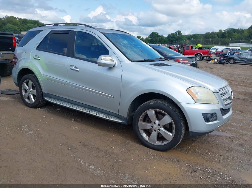 Photo of the 2009 MERCEDES-BENZ ML 350