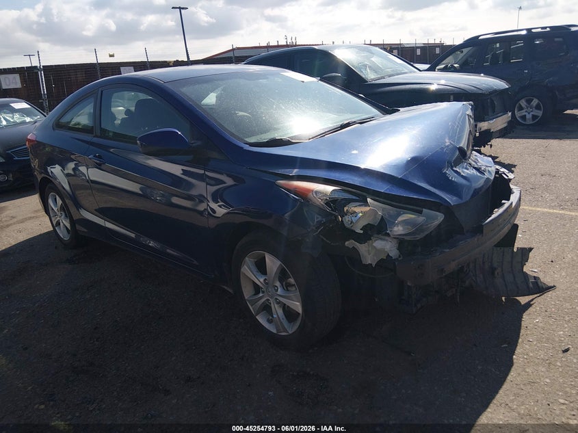 Photo of the 2013 HYUNDAI ELANTRA GS