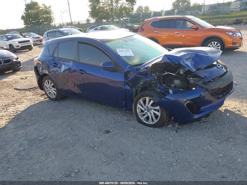 Photo of the 2013 MAZDA MAZDA3 I GRAND TOURING