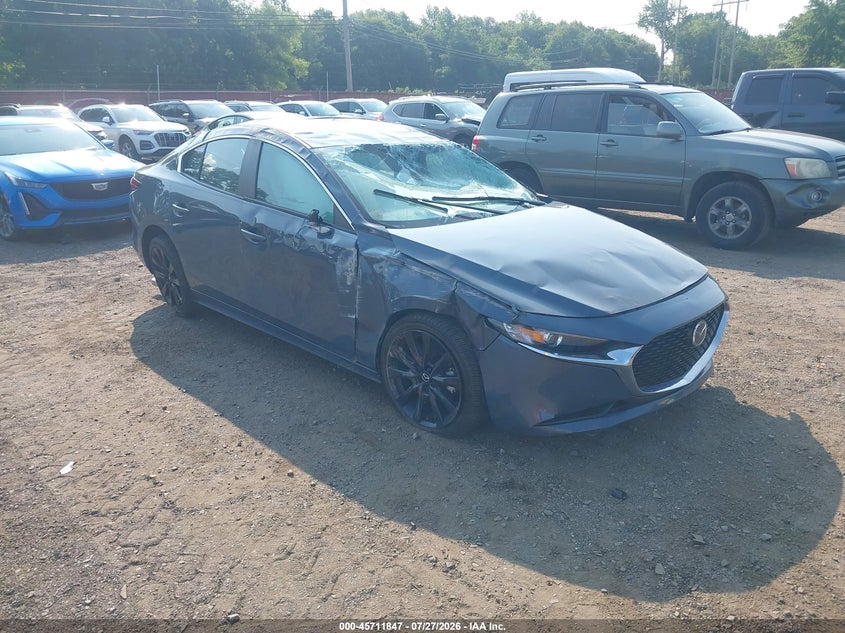 Photo of the 2023 MAZDA MAZDA3 2.5 S CARBON EDITION