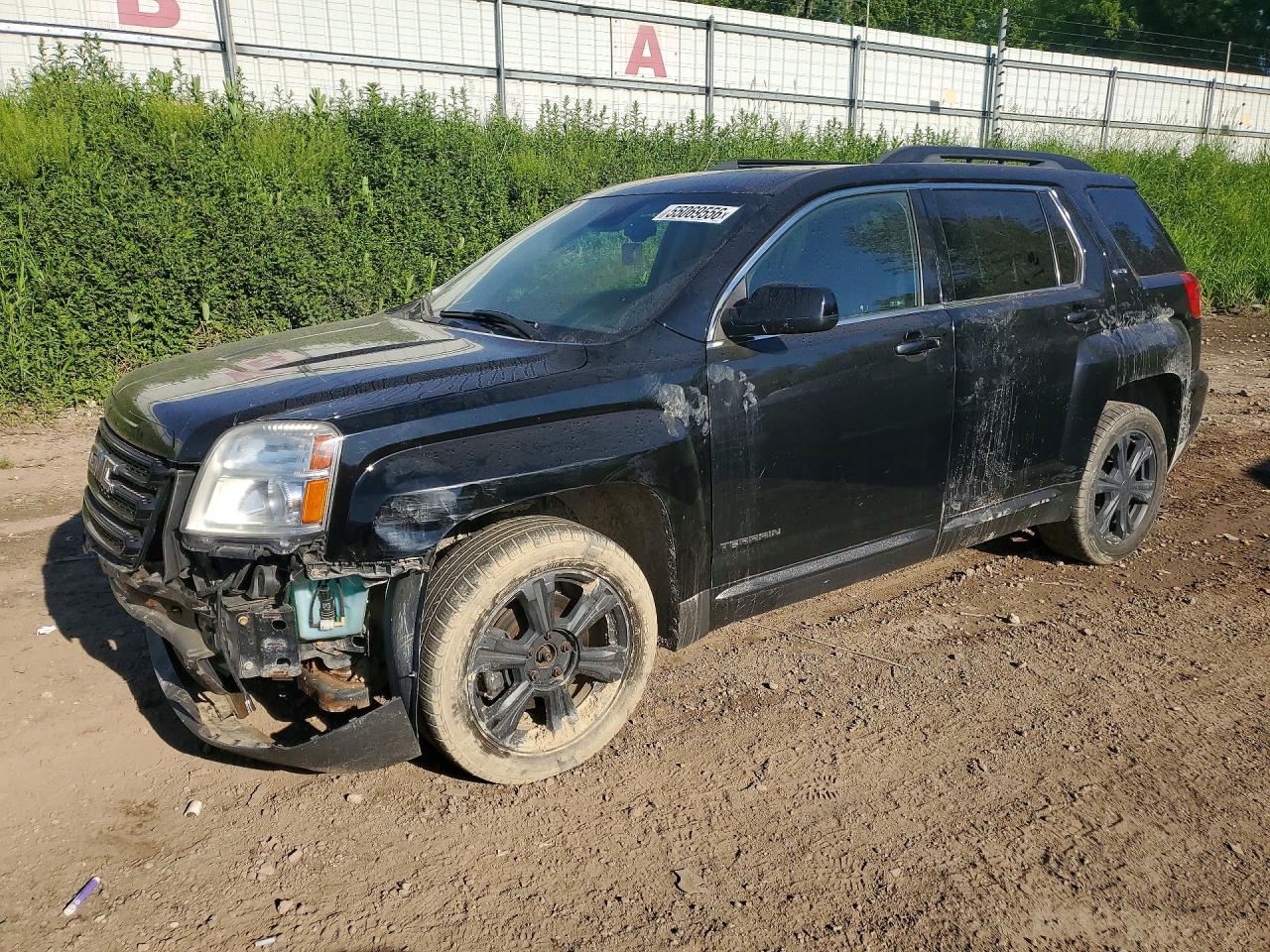 Photo of the 2017 GMC TERRAIN SLT