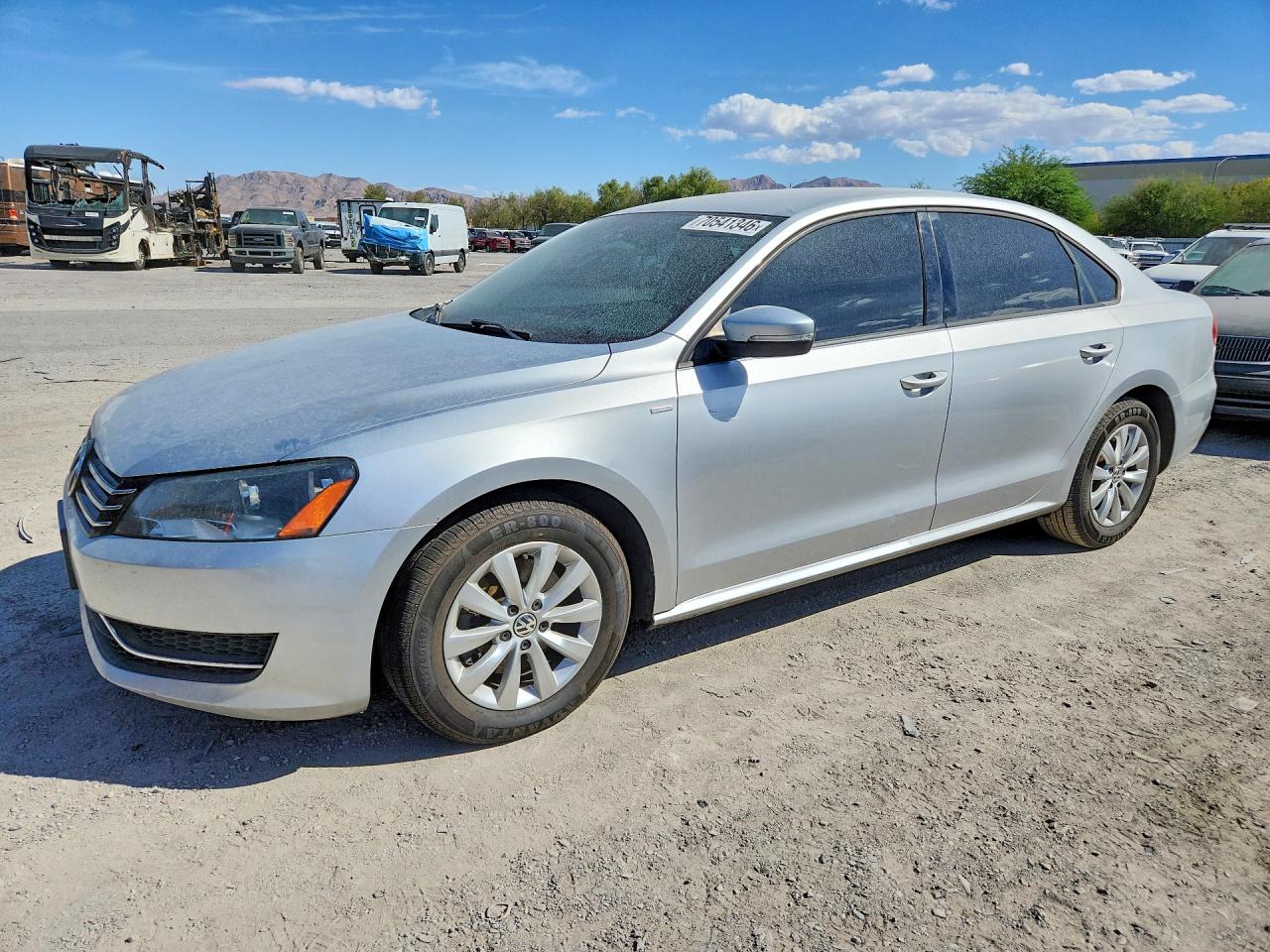Photo of the 2015 VOLKSWAGEN PASSAT S