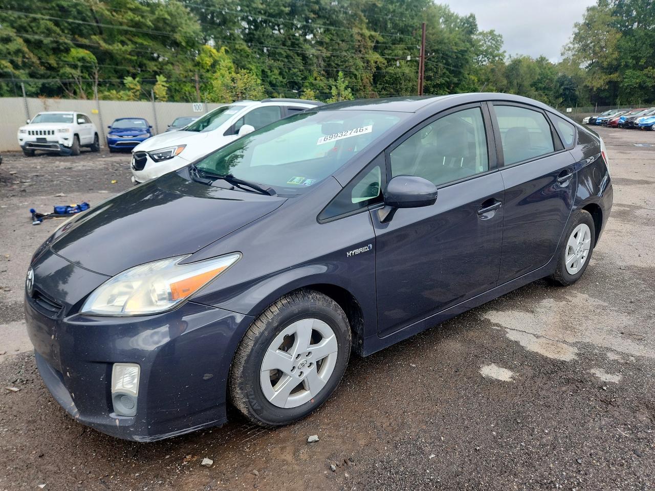 Photo of the 2011 TOYOTA PRIUS FOUR