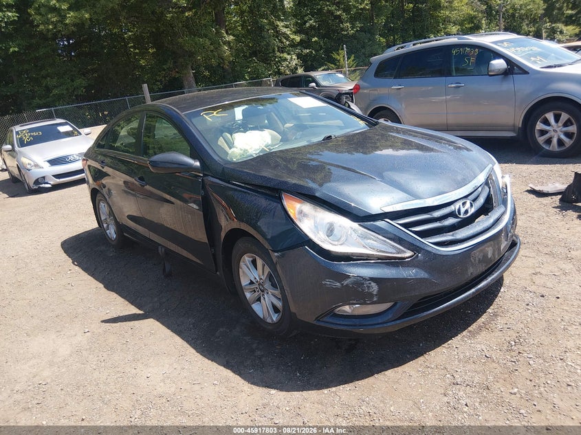 Photo of the 2013 HYUNDAI SONATA GLS