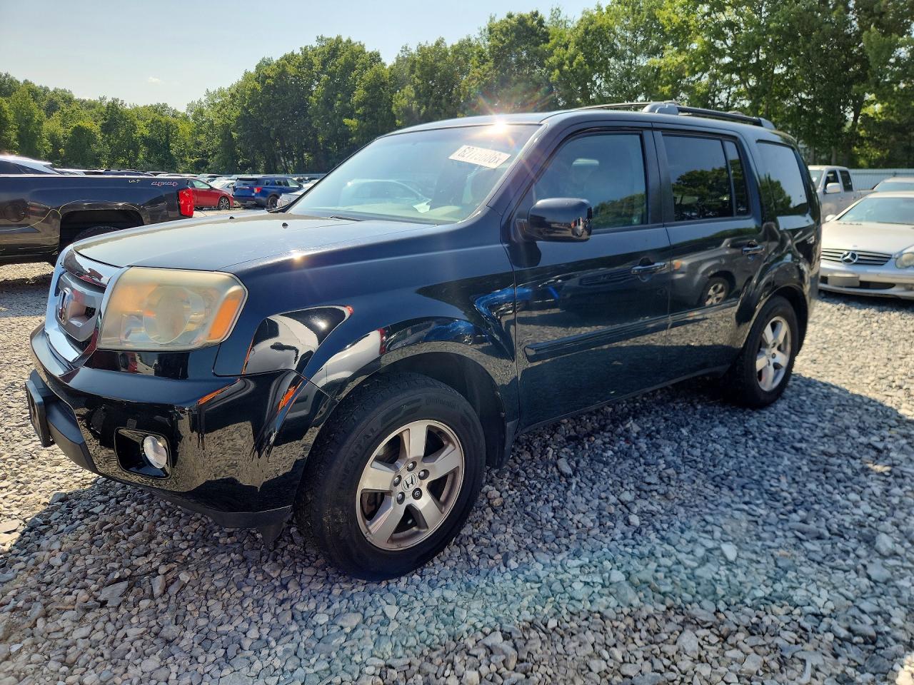 Photo of the 2011 HONDA PILOT EXL