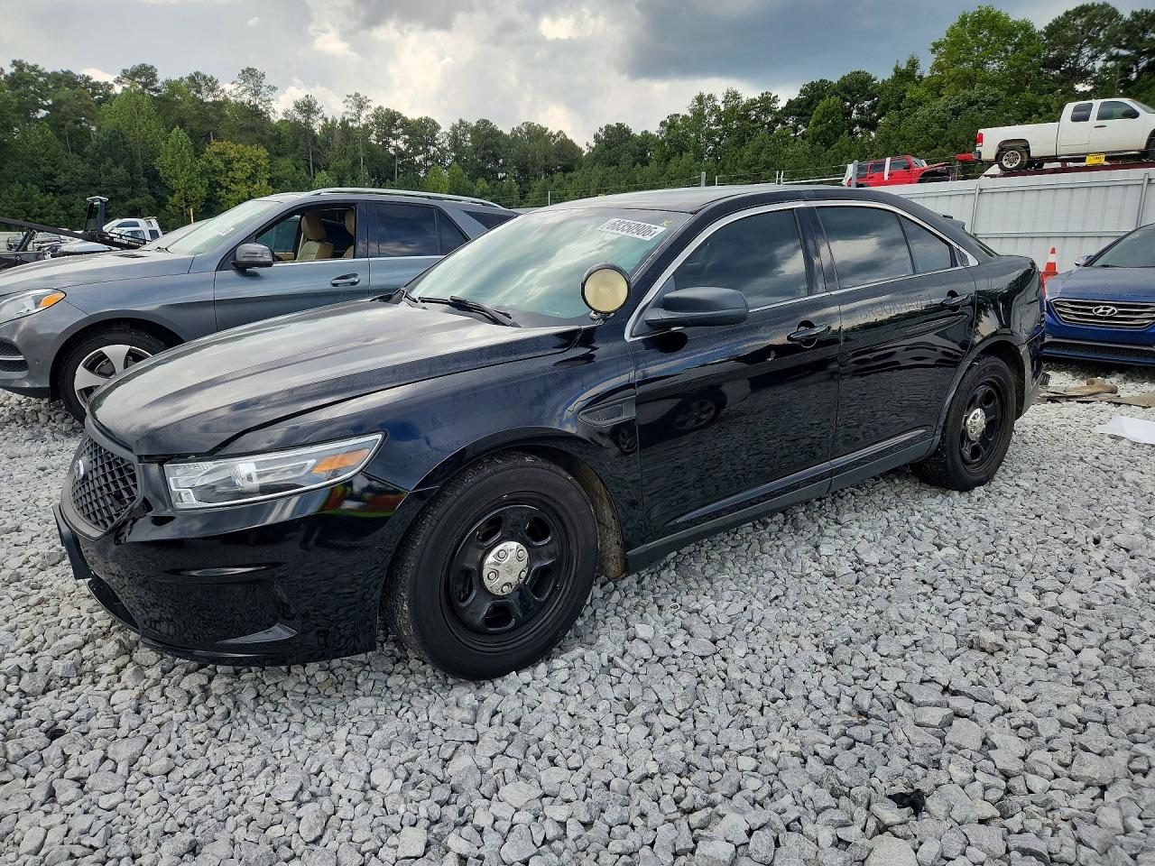 Photo of the 2016 FORD TAURUS POLICE INTERCEPTOR