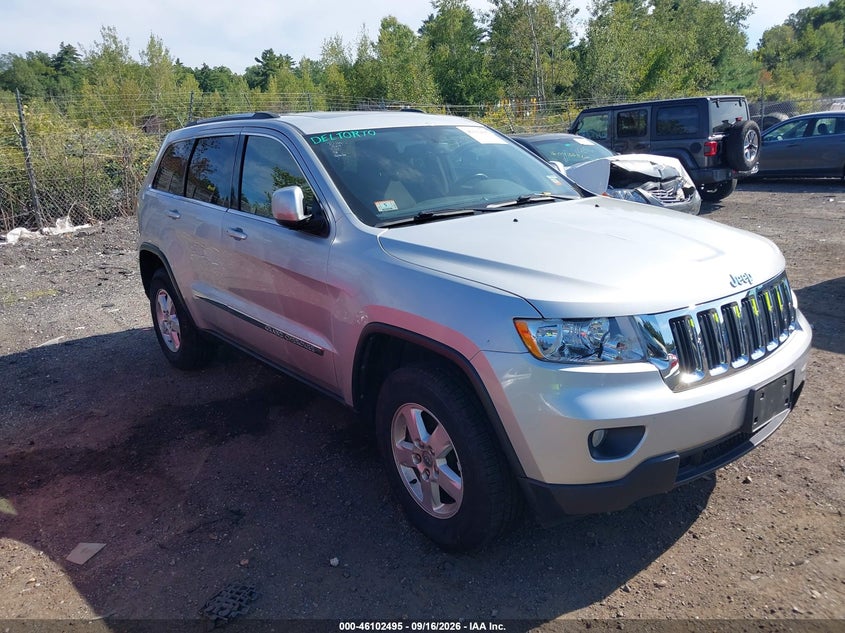 Photo of the 2013 JEEP GRAND CHEROKEE LAREDO
