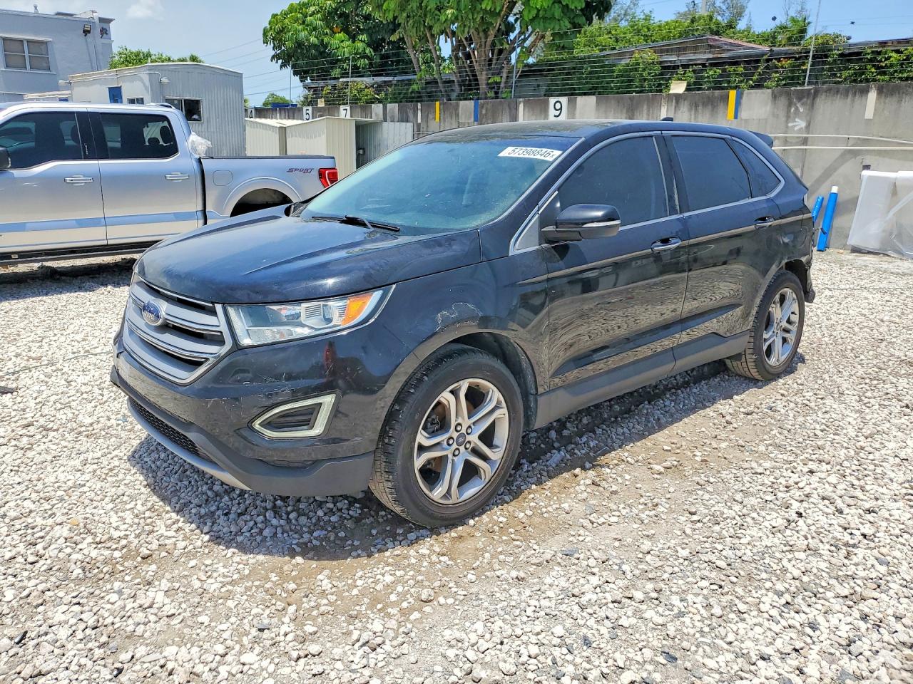 Photo of the 2017 FORD EDGE TITANIUM